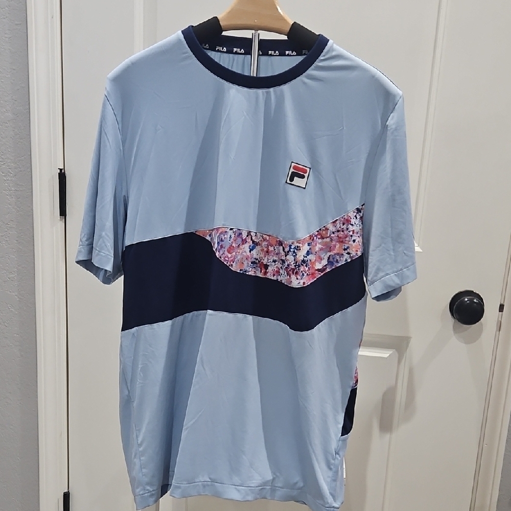 Fila Men's Light Blue and Navy Graphic Tee